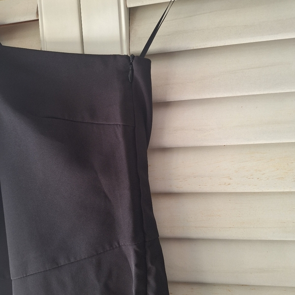 TCEC One Shoulder Asymmetrical Little Black Dress - Picture 4 of 8